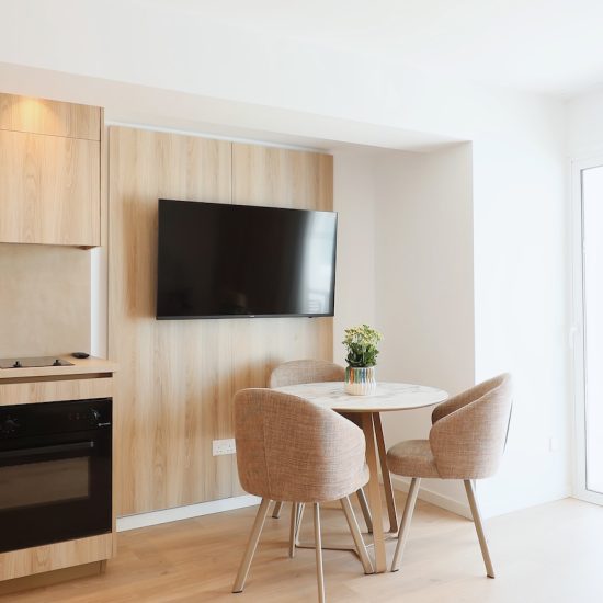 EXECUTIVE APARTMENT14