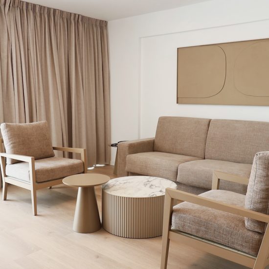 EXECUTIVE APARTMENT6
