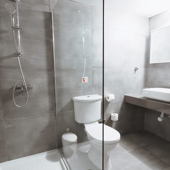 ONE BEDROOM APARTMENT112