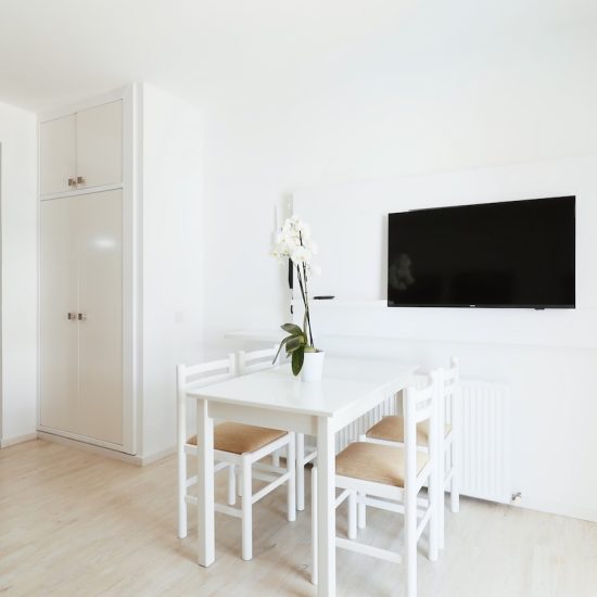 ONE -BEDROOM APARTMENT14