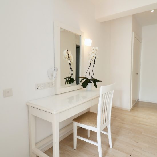 ONE BEDROOM APARTMENT19